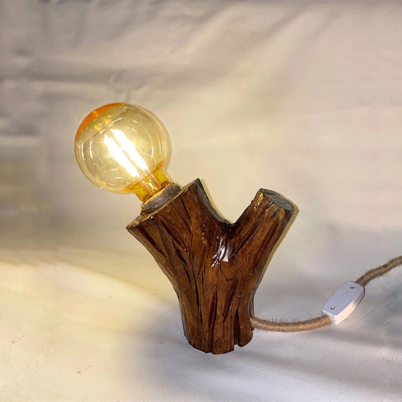 Antique Luminous Lamp