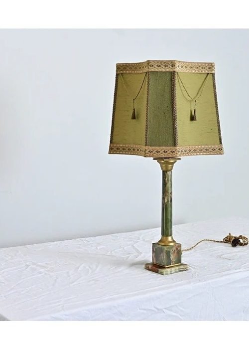 Vintage-Style-Green-Marble-Table-Lamp-with-Gold-Trimmed-Fabric-Shade-and-Tassel-Accent-3.jpg